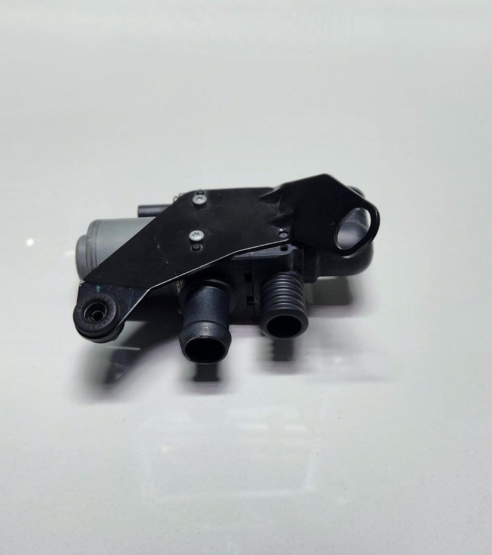 2008-2019 BMW X6 Heater Control Valve 6950257 E70 X5 E71 X6 F15 X5 OEM