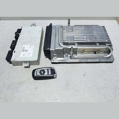 2011-2012 BMW 750i Engine Control Module 7619884  7 Ser F01 F02 F03 F04 ECU SET