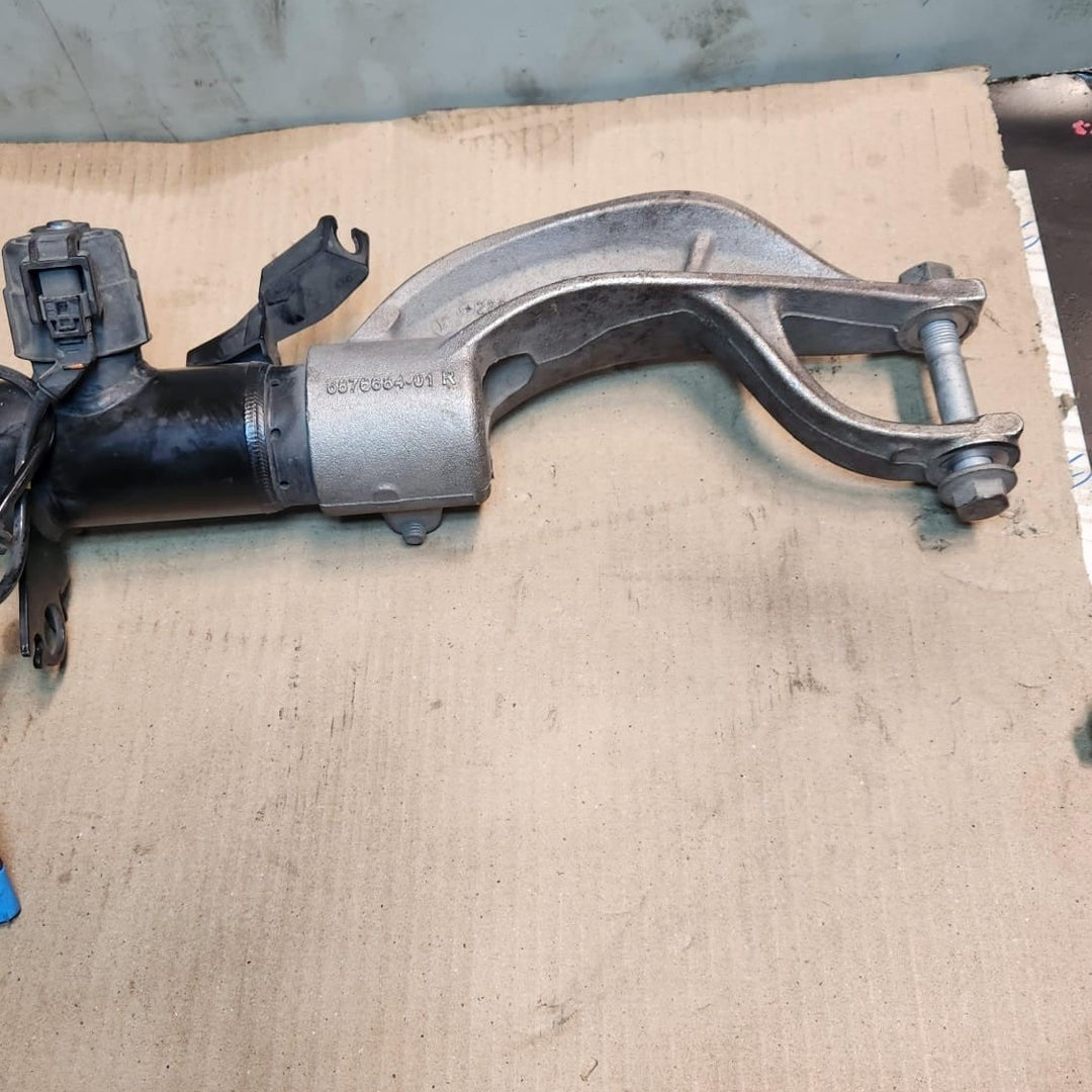 2019-2023 BMW X5 Shock Absorber 6869020 X5 G05 and X6 G05 FRONT RIGHT 