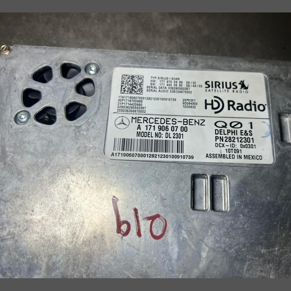 04-10 Mercede W219 CLS-Class Sirius Satellite Radio Receiver A171 9060700 OEM