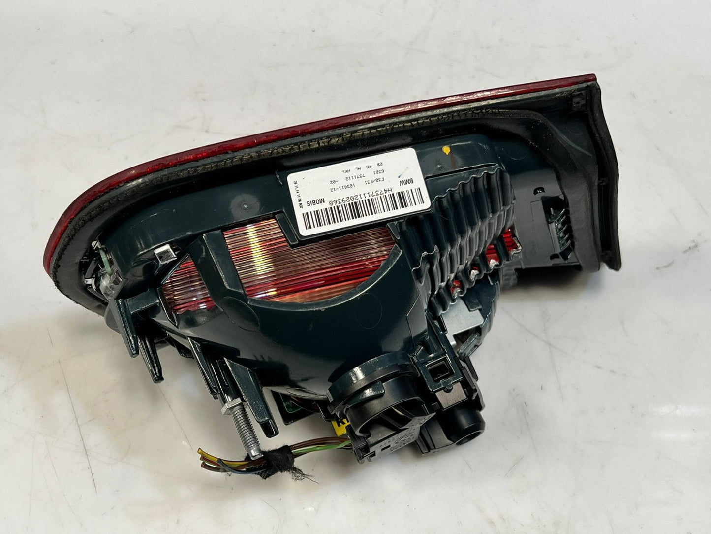 2012-2015 BMW 3' F30 F31 328i 335i F80 M3 LCI RIGHT REAR Tail Light 7371112 OEM