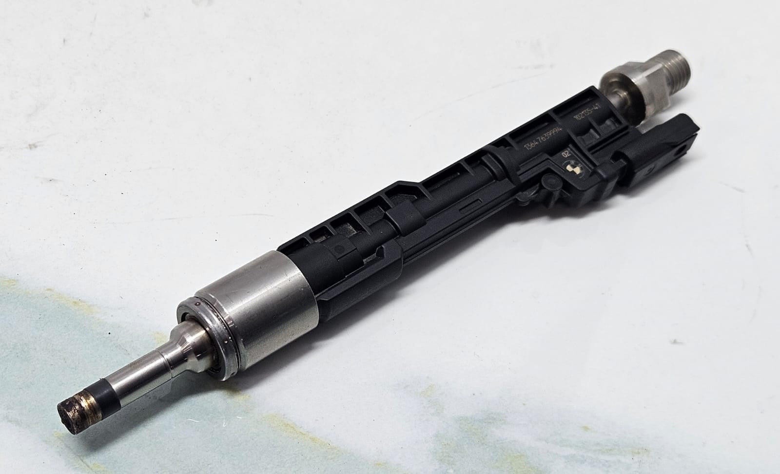 2016-18 BMW F30, F32, E89, F80, F82, F87, M2, M3 N20 Fuel Injector 7639994 OEM