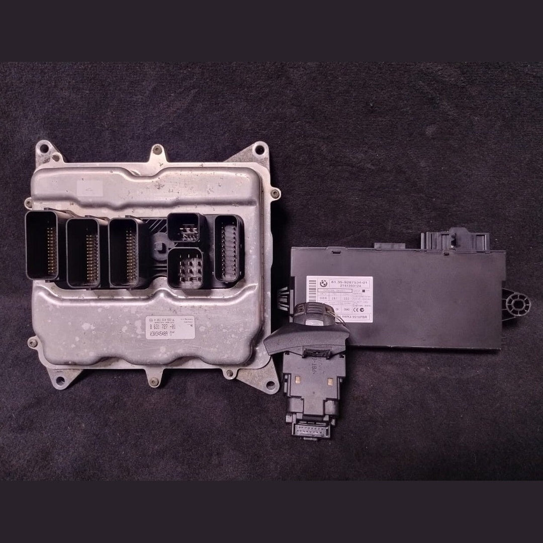 BMW X1 Series E84 2014 Engine Control Unit  ECU SET + CASE + KEY DME 8631727
