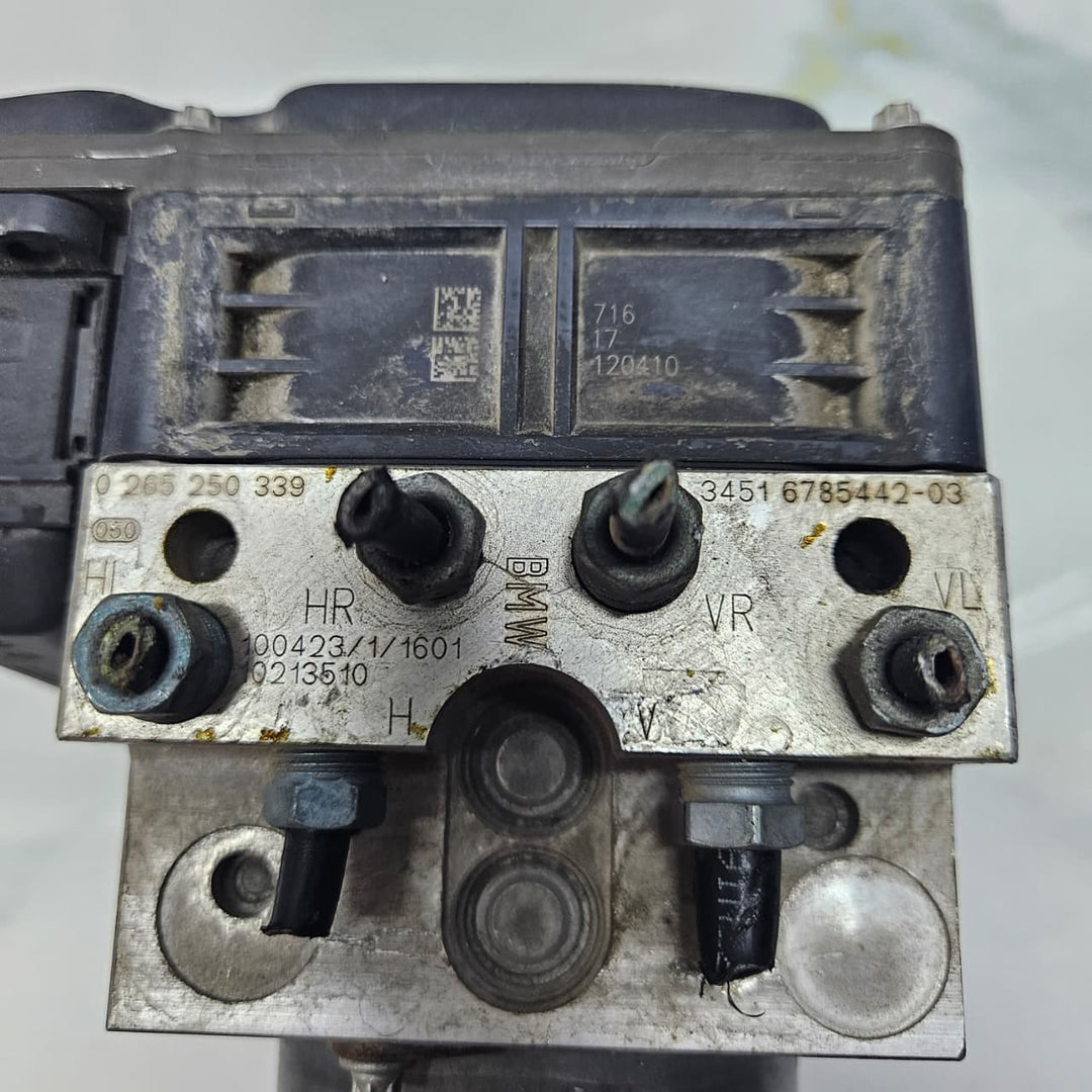 2010-2016 BMW 5 Series F10 F11 528i ABS Hydraulic Pump 6797045