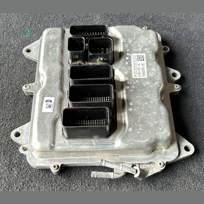 BMW F01 F02 F06 F07 F12  550i 650i 8 614 ENGINE CONTROL UNIT MODULE - 8614915
