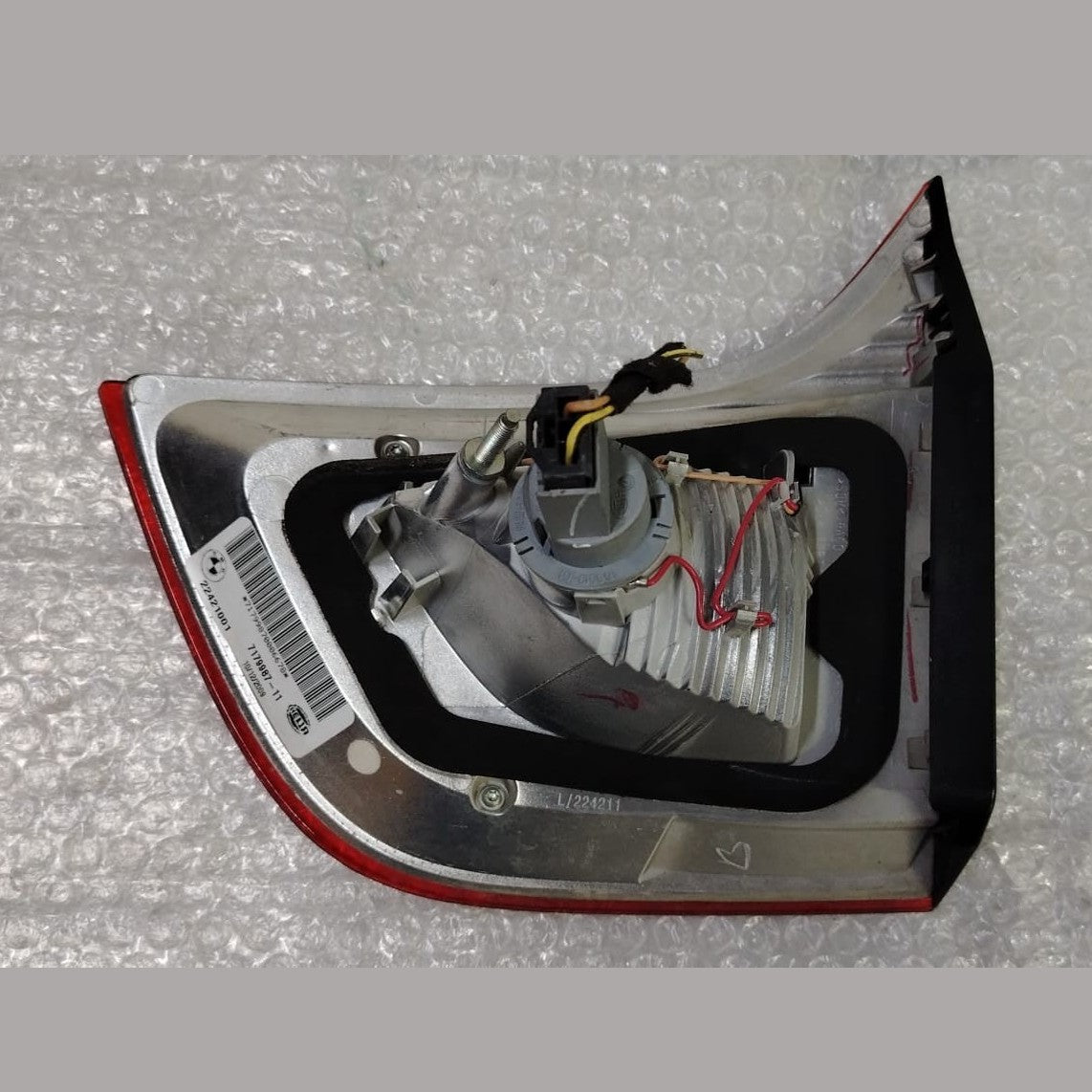 OEM BMW X6 E71 E72 LEFT SIDE REAR BRAKE LIGHT 7179987 HELLA