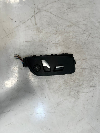 2016-2022 BMW 740i Front Right Seat Adjustment Switch 9384518 OEM