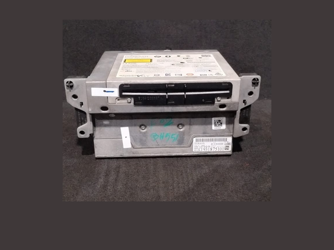 BMW  OEM L5 F10 F30 F15 NBT HARMAN PROFESSIONAL STEREO HEAD UNIT 9318751