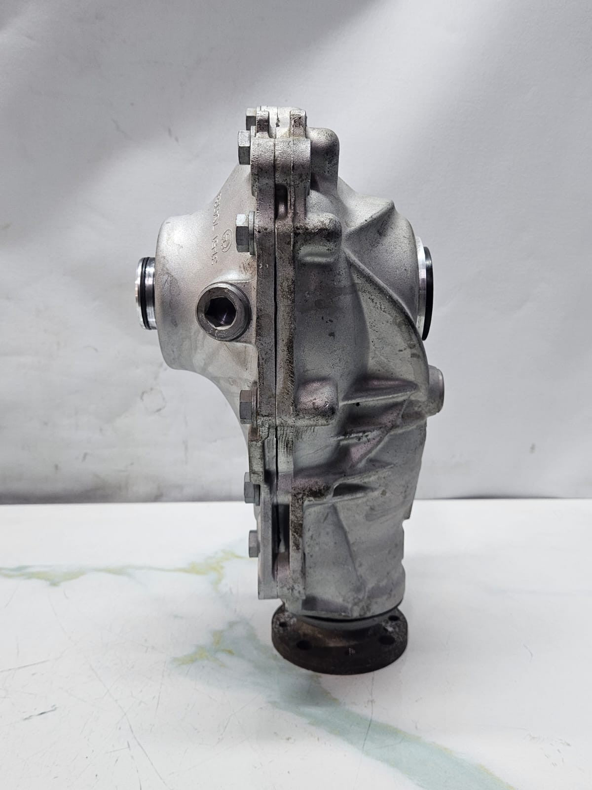 BMW G11 G12 G30 G31 F32 F36 7648878 Differential Front Axle Gearbox Ratio-2.56