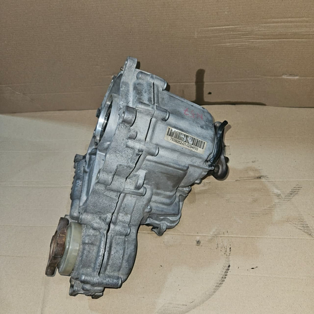 2012-13 BMW F30, F32, F22, F10, F12 Transfer Case ATC35L 7639262 OEM