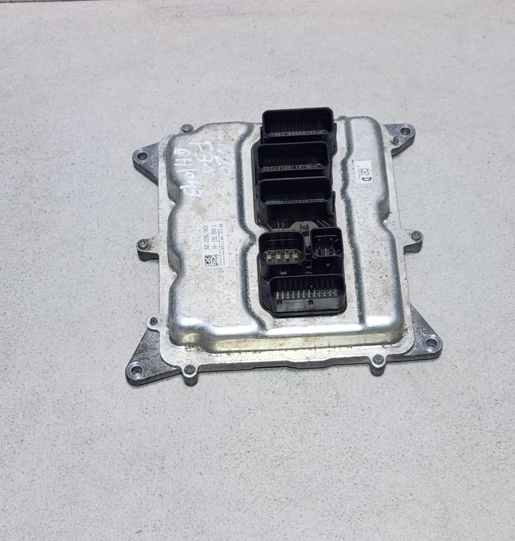 2012-2018 BMW 320i Engine Control Unit 7646763 F25 F30