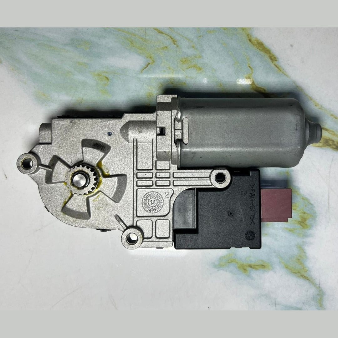 2015 Mercedes-Benz ML350 Sunroof Motor A1669000409 ML and GLE Class W166