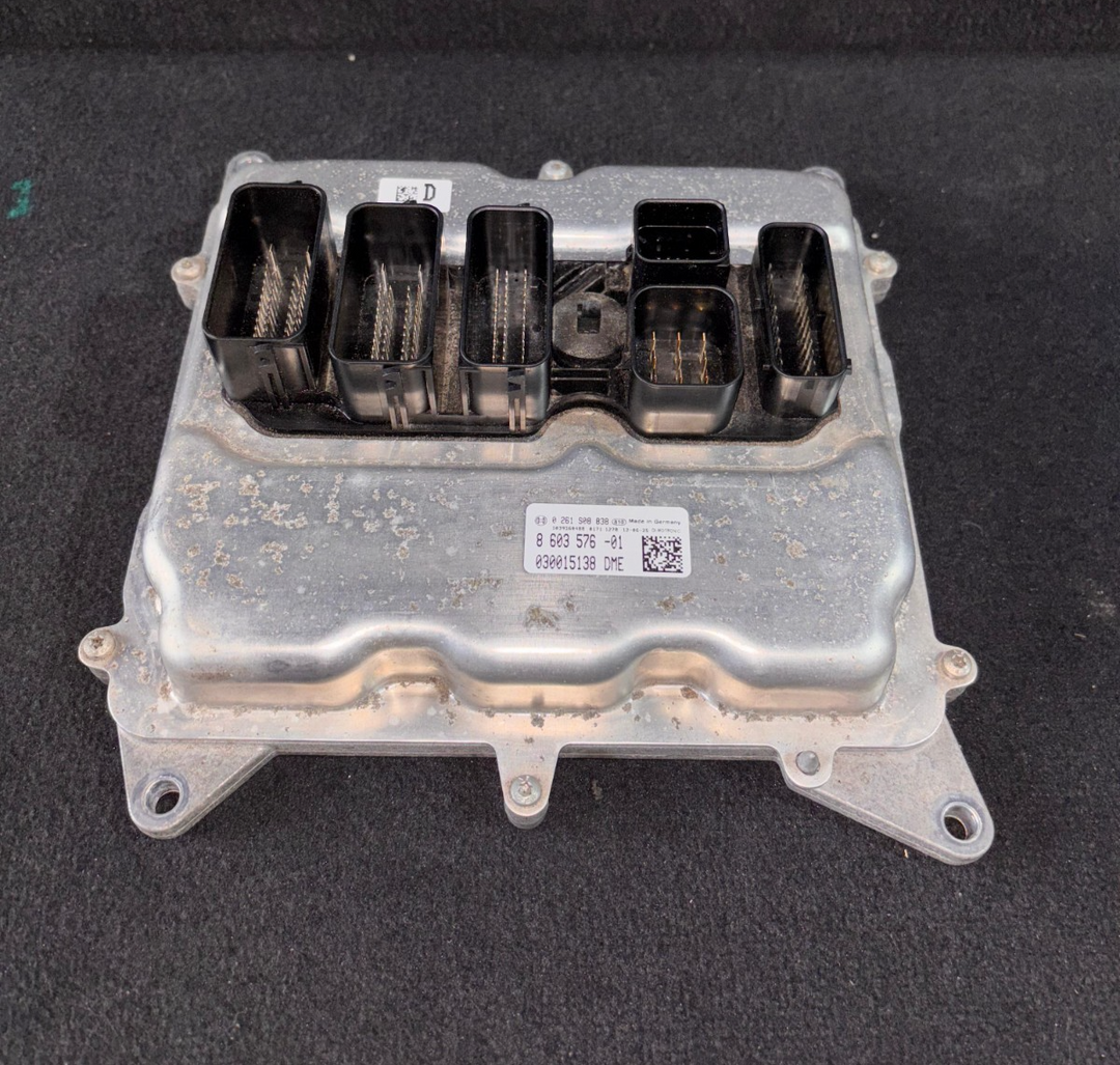 BMW Z4 X1 20I N20 E84 ENGINE CONTROL ECU KIT DME CAS3 + KEY MANUAL - 8603576