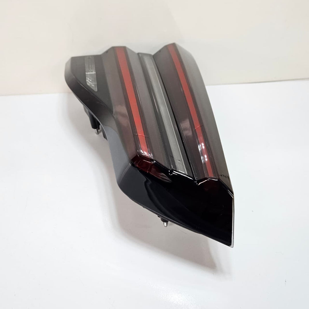 2020-2022 BMW  X3 G01 F97 Tailgate Left Side Tail Light 9463051