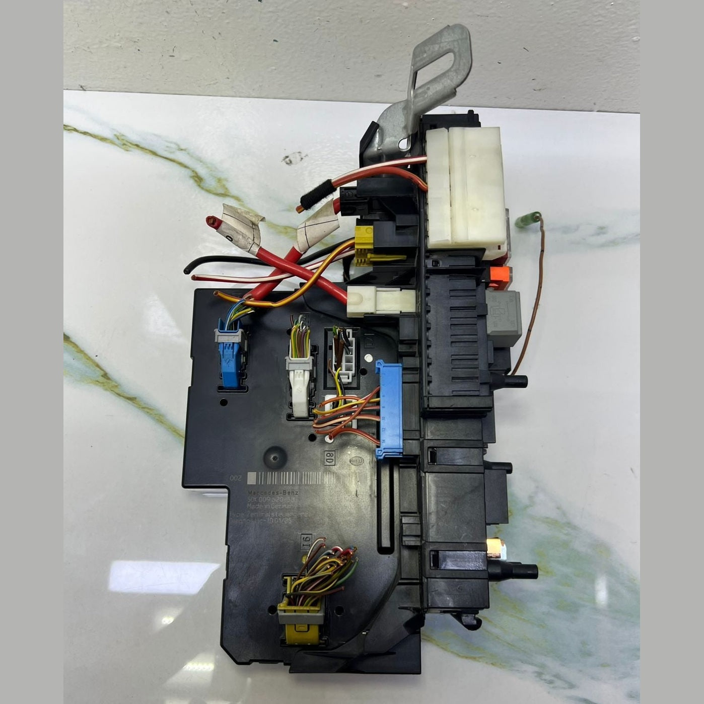 2010-2016 Mercedes-Benz E350 Rear Fuse Relay Box Sam Assy 212 9004001 W212 E550