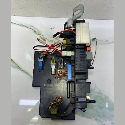 2010-2016 Mercedes-Benz E350 Rear Fuse Relay Box Sam Assy 212 9004001 W212 E550