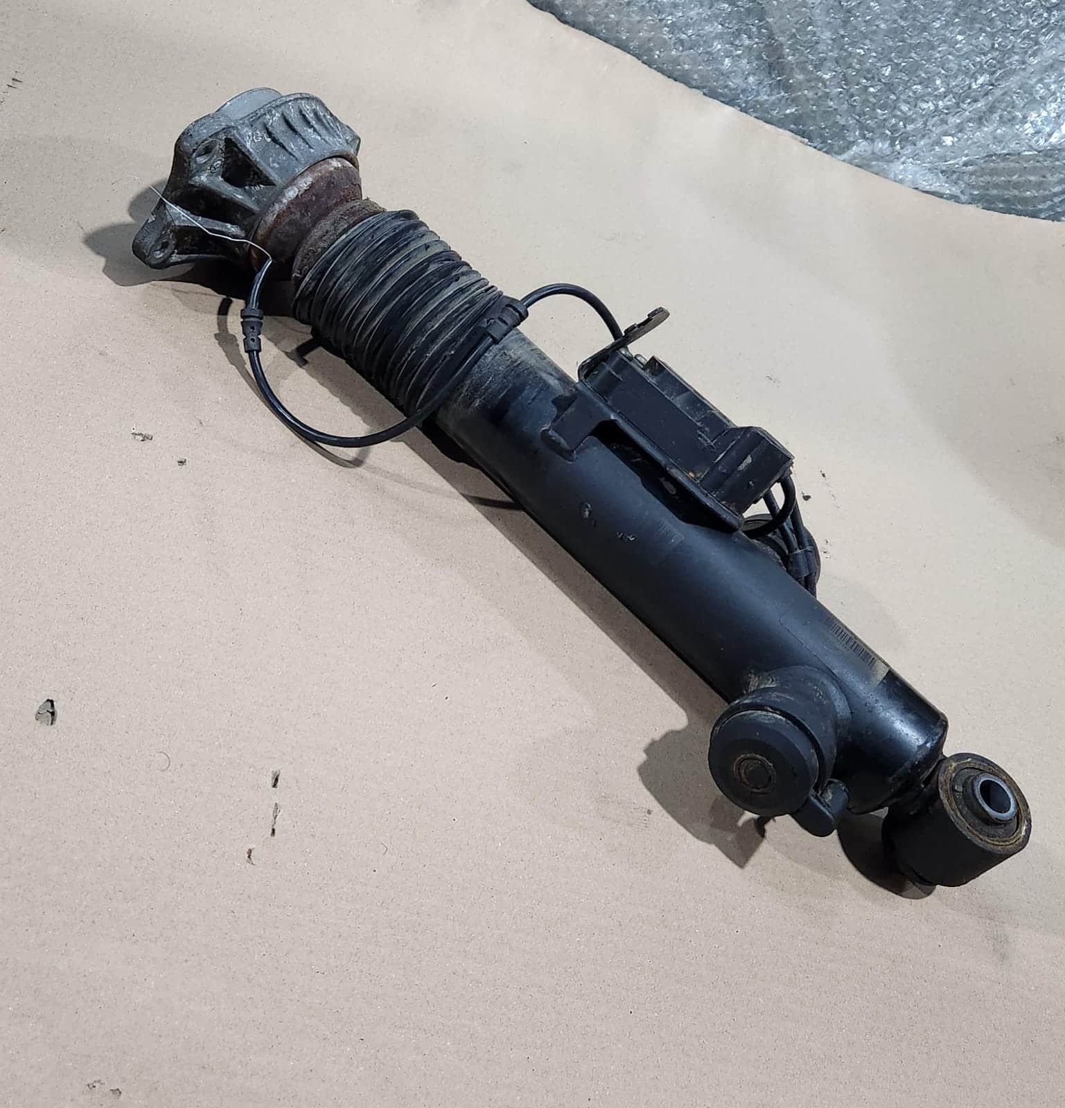 BMW Shock Absorber Rear Right Twin-Tube Gas Pressure 6796944 F07 GT