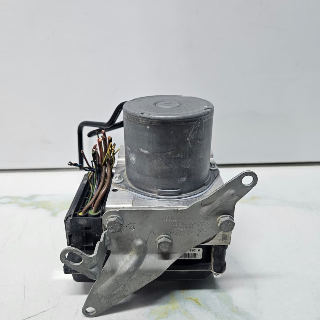2013-2015 BMW X1 E84 ABS Anti-Lock Brake Pump Module 6860214