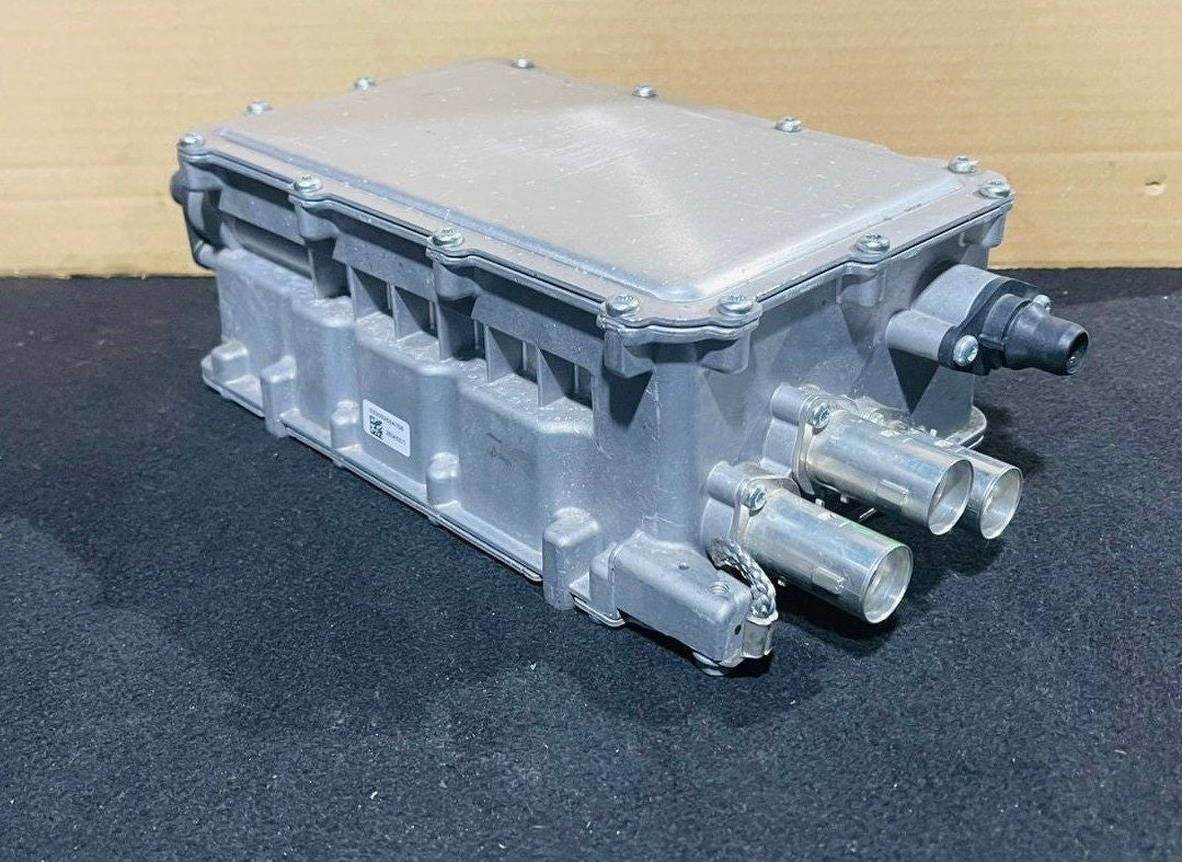 2015-2018 BMW X5 Voltage Converter Inverter 8663249