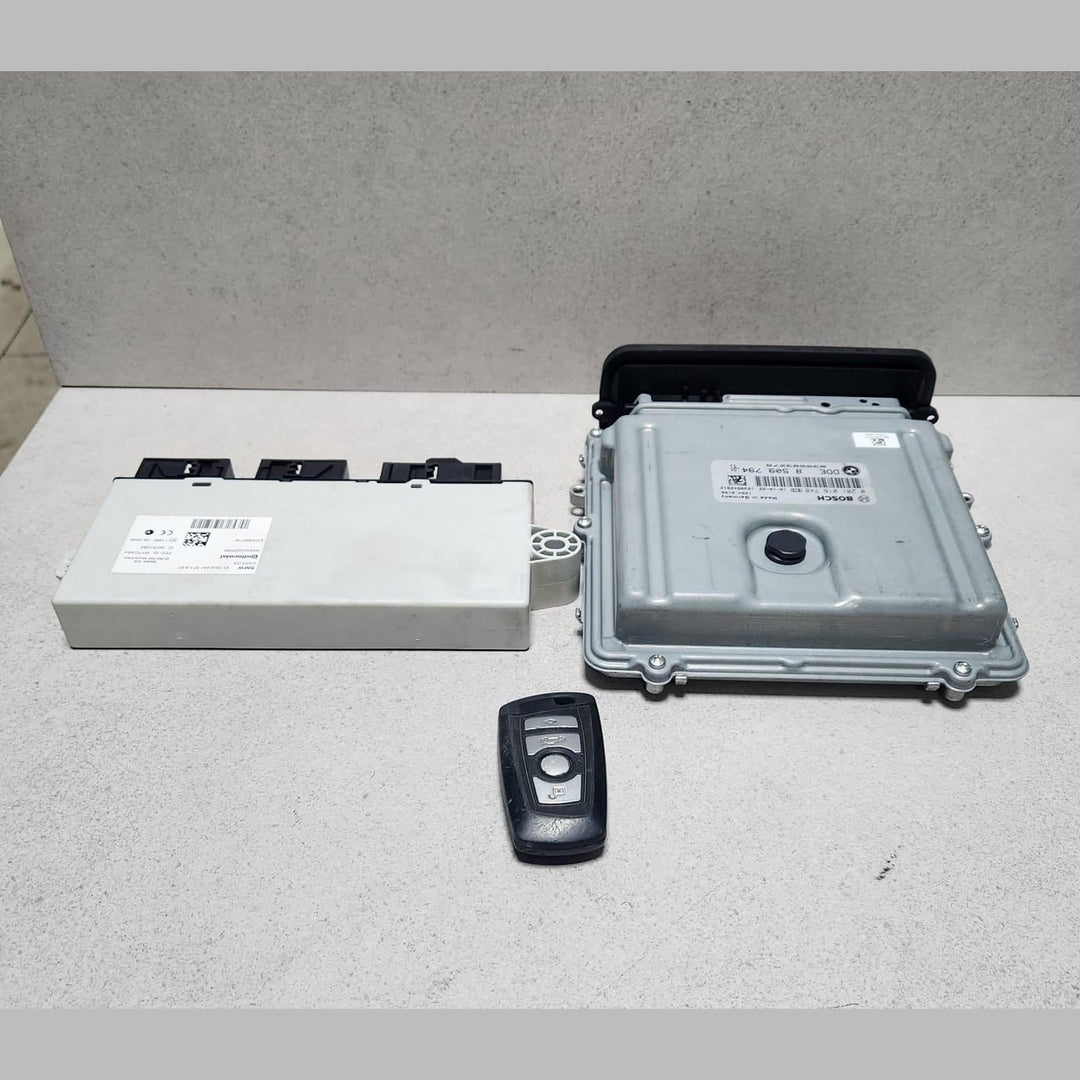 BMW Engine Control Unit 8509794 F10 535d with N57S  ECU SET DIESEL 