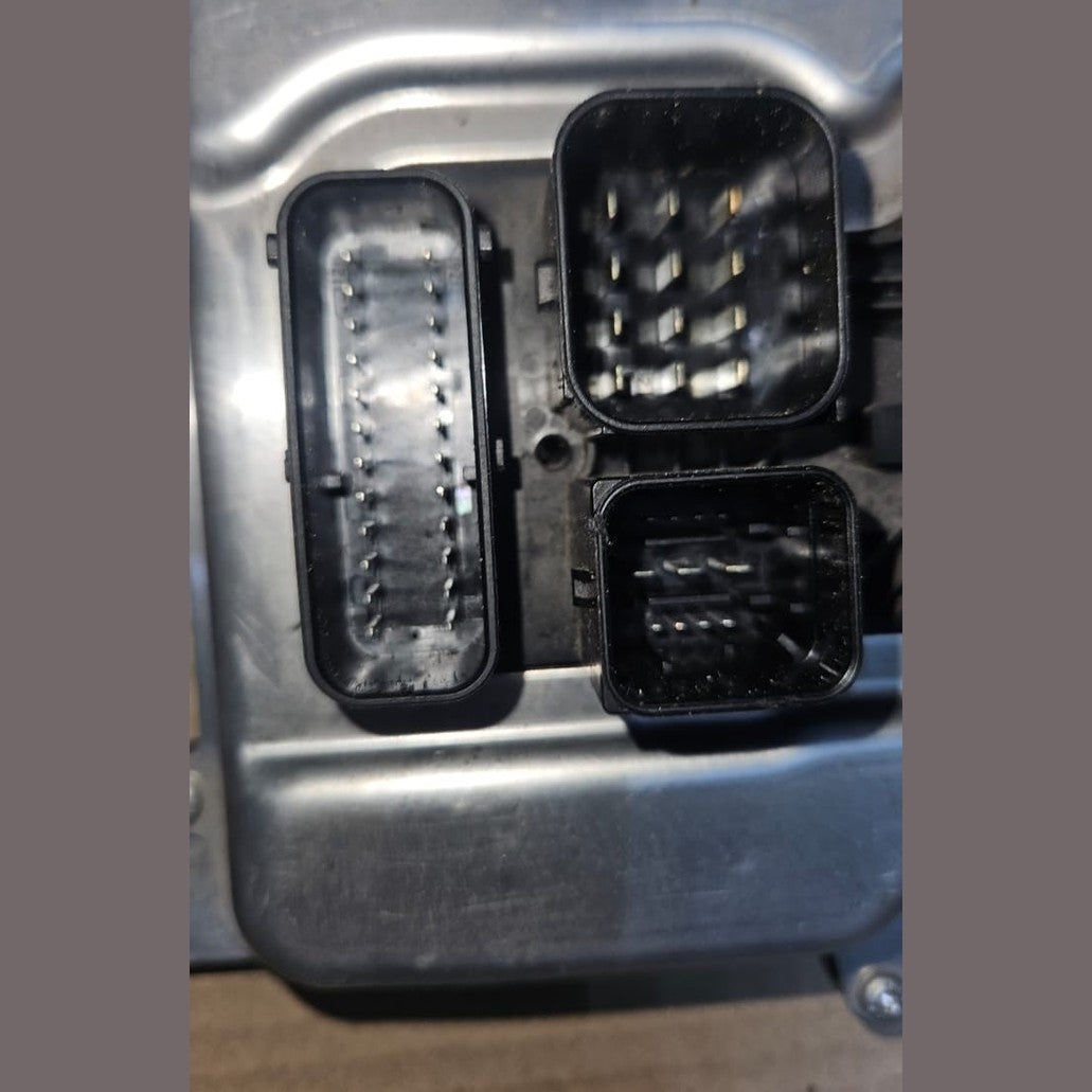 F20 116i N13B16A 2012 8625241 km 110000 used ECU SET