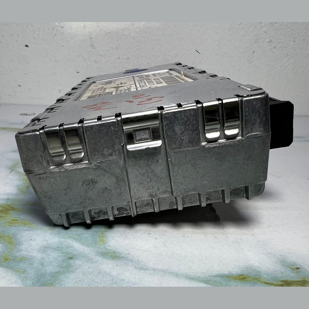 2010-15 Mercedes E350 E400 W212 Satellite Radio Control Module A212 8701789 OEM