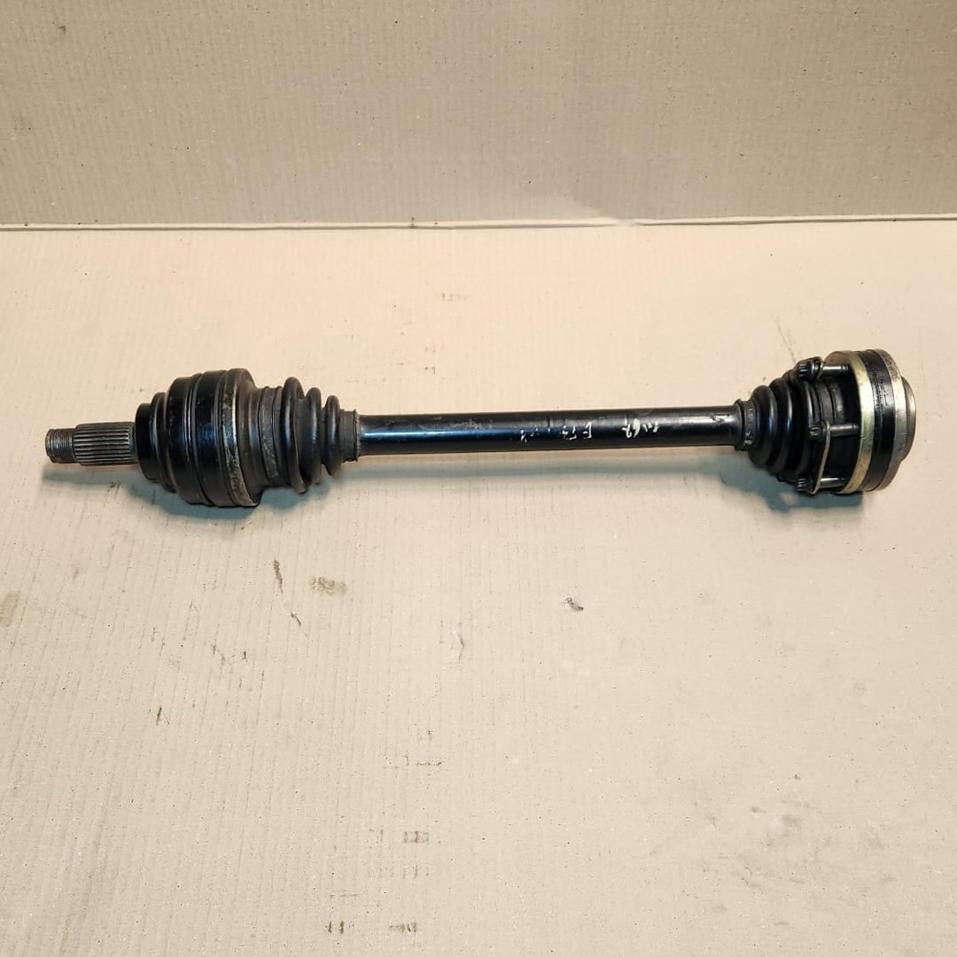 2000-2006 BMW X5 Rear Output Drive Shaft 7500916 X5 E53