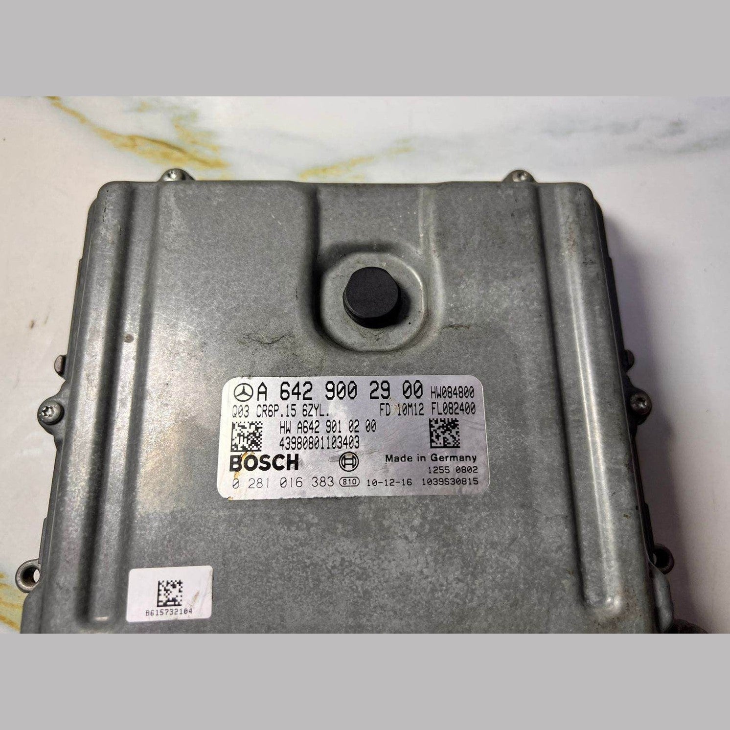 Mercedes Engine Control Unit A 642 900 29 00 W212 E350 CDI and C-Class 300 CDI