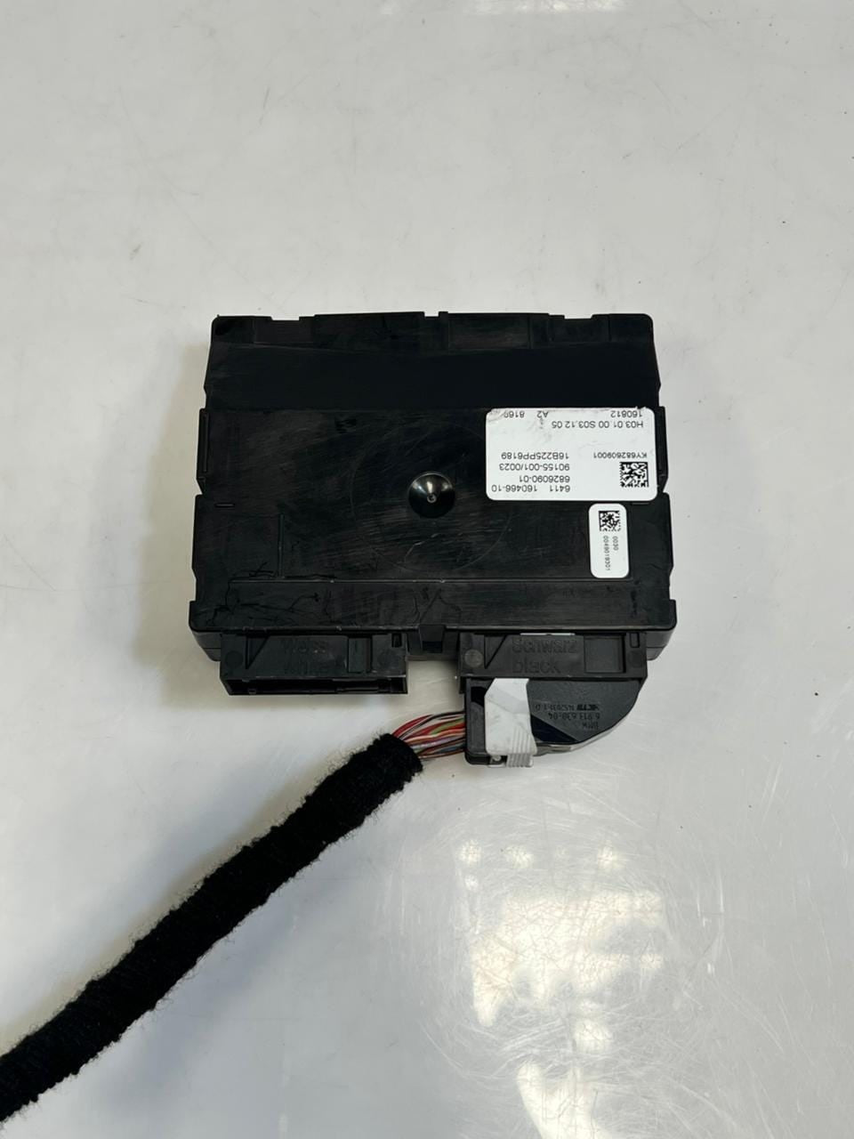 BMW 7 Series G11 G12 G31 G32 G01 G30 Air Conditioning Control Module 6826090