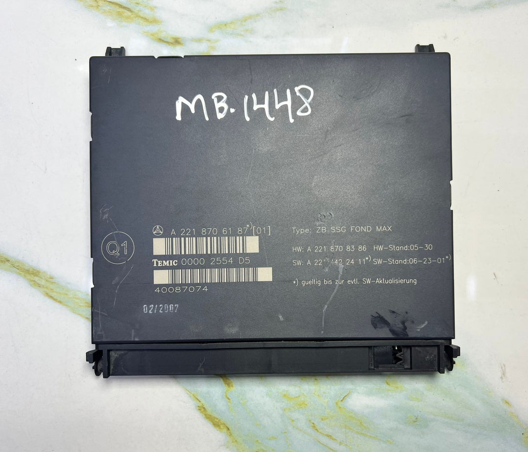 2007-2013 Mercedes-Benz S600 W221 Rear Seat Control Module A221 8706187 OEM