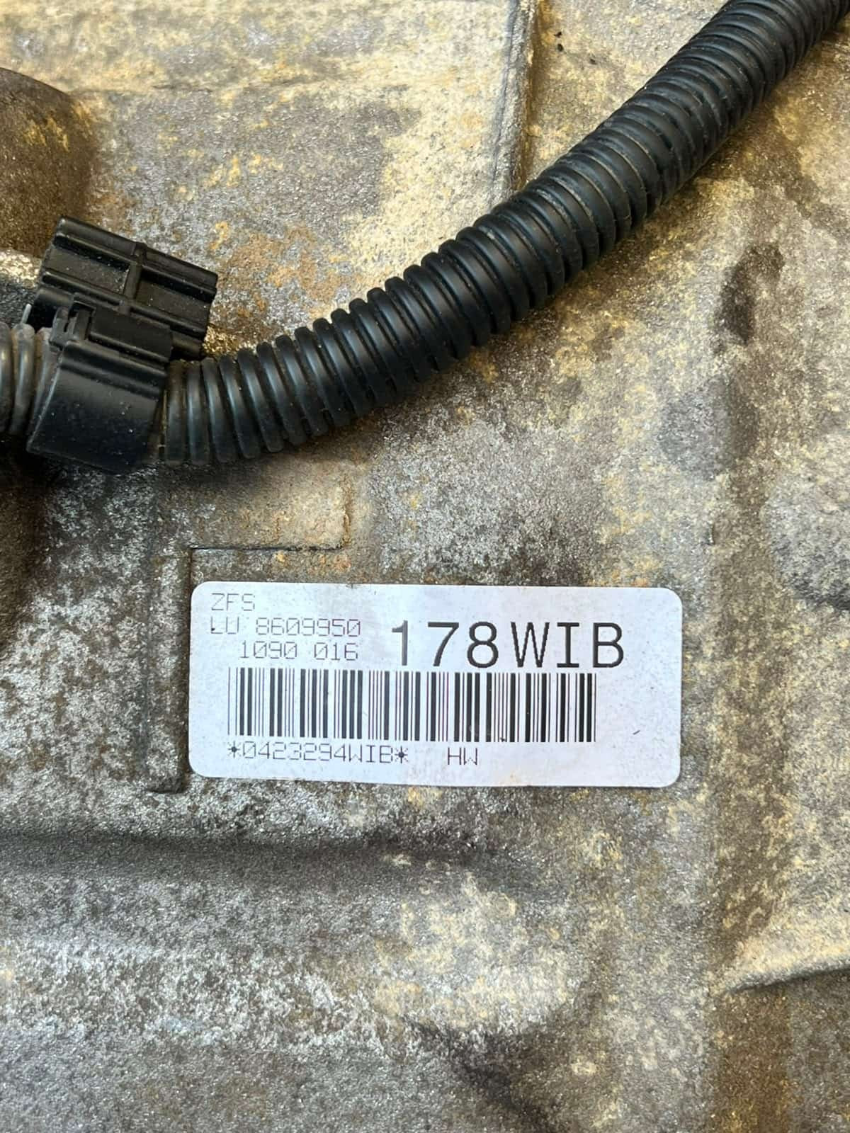 2012-2015 BMW 320I F30 8HP45 Automatic Transmission Assembly 8609950
