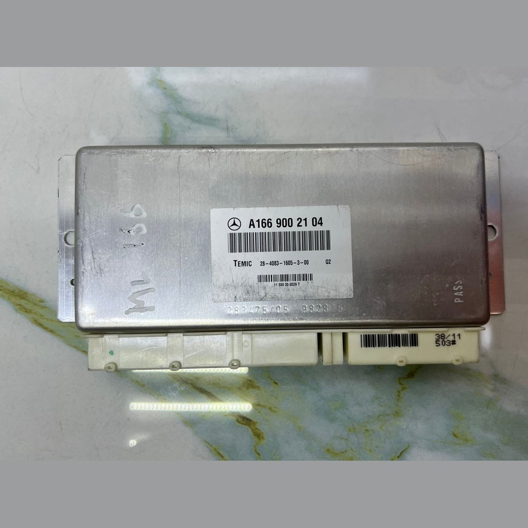 2012-2015 Mercedes-Benz ML63 AMG Left Front Seat Control Module A1669002104 W166