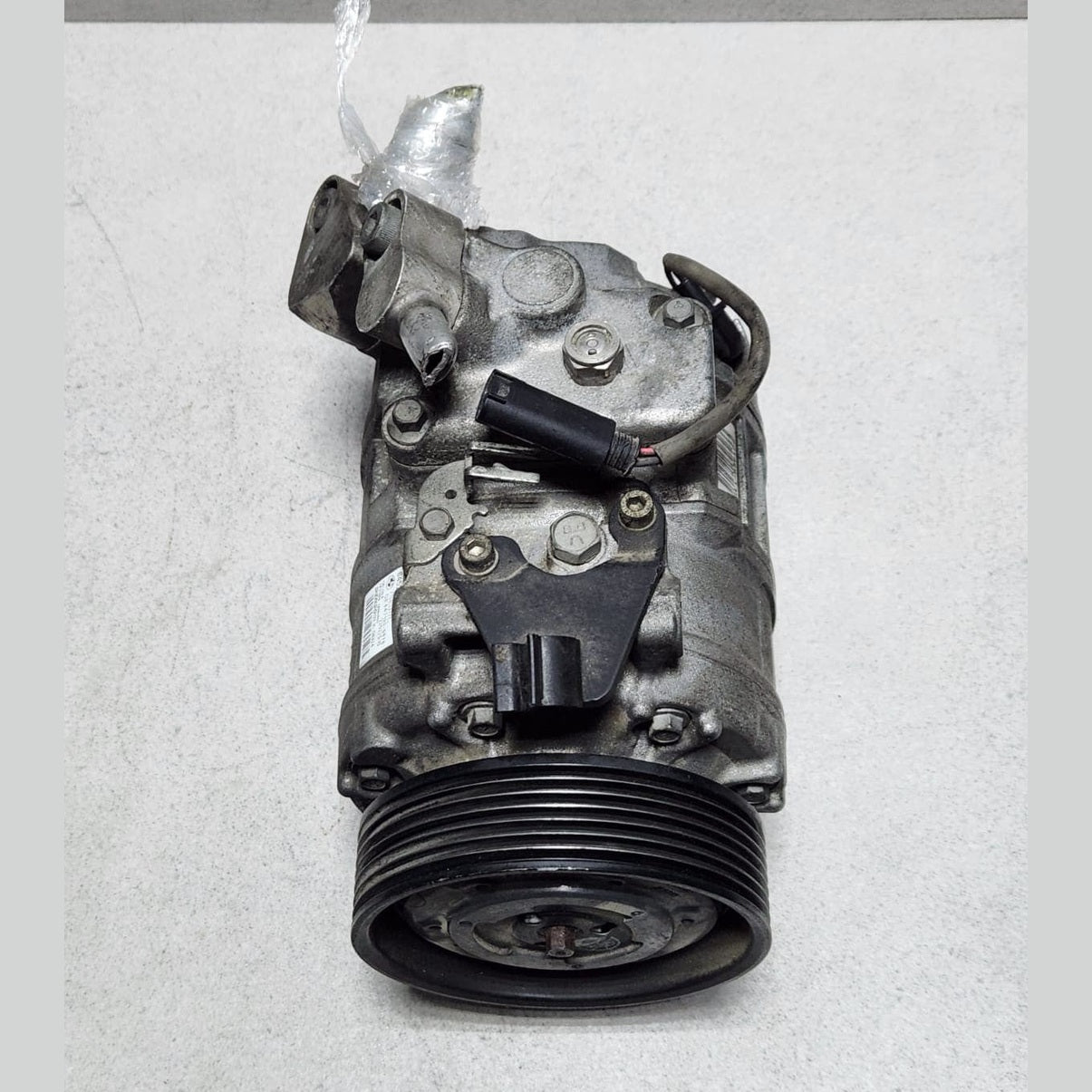 2007-2013 BMW 335i A/C Compressor 6956719 335i E90 E92 E93 N54 N55