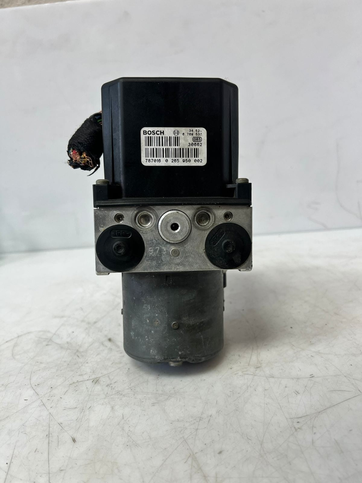 2001-2003 BMW 530i 540I E39 5 Series Abs Pump 6769537 OEM