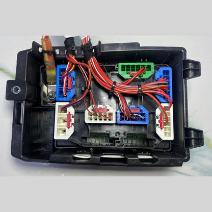 21-24 Mercedes W206 C250 C-Class Fuse Junction Block Relay Box A223 9061502 OEM