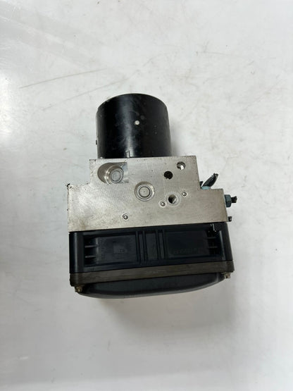 2010-2015 BMW 5 7 Series F01 F02 F07 Gran Turismo 740i ABS Pump 6795069 OEM