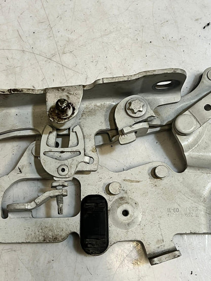 2011-2016 BMW 528i 5 Series F10 F11 6' F12 F13 M5 M6 Bonnet Hood Hinge 7249888 