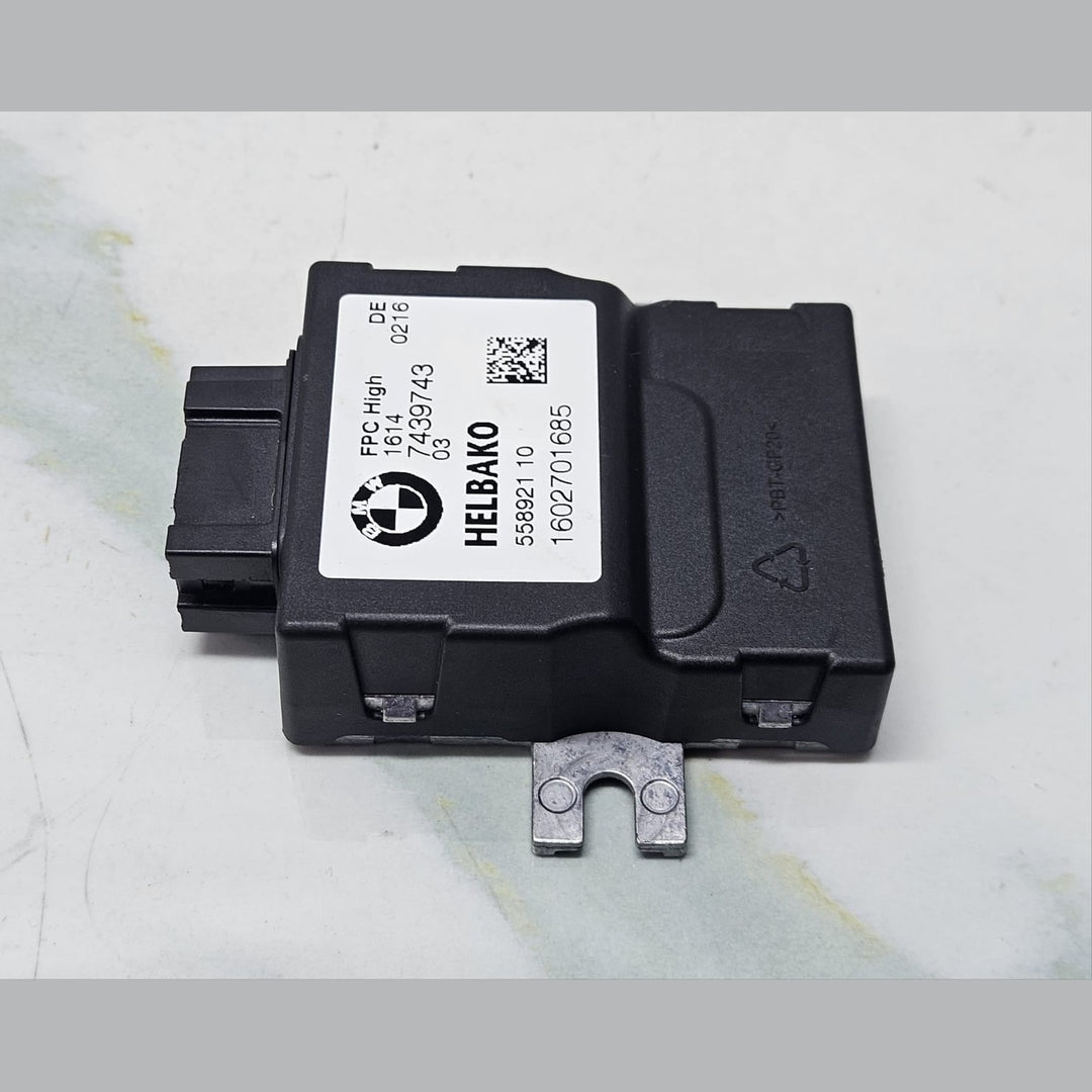 2017 BMW 7 Serie G11 G12  Fuel Pump Control Module 7439743 OEM