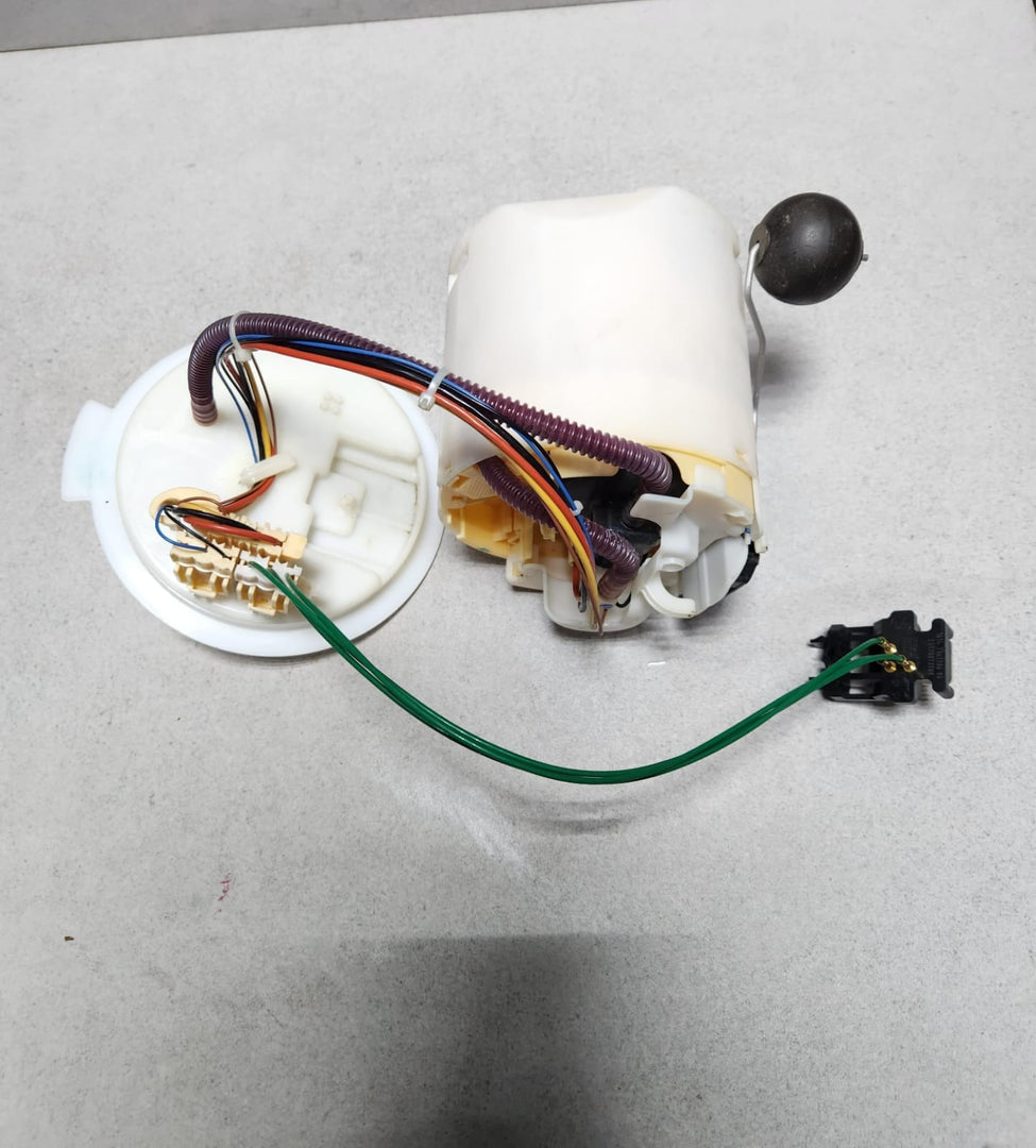 2020-2022 BMW 745e In-Tank Fuel Pump Assembly 7400699 740Le 745e 530e