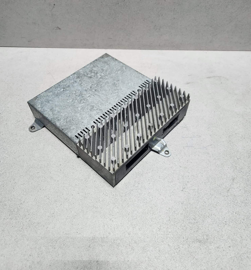 1995-2001 BMW 740i Radio Amplifier 8361785 E38 7 Series