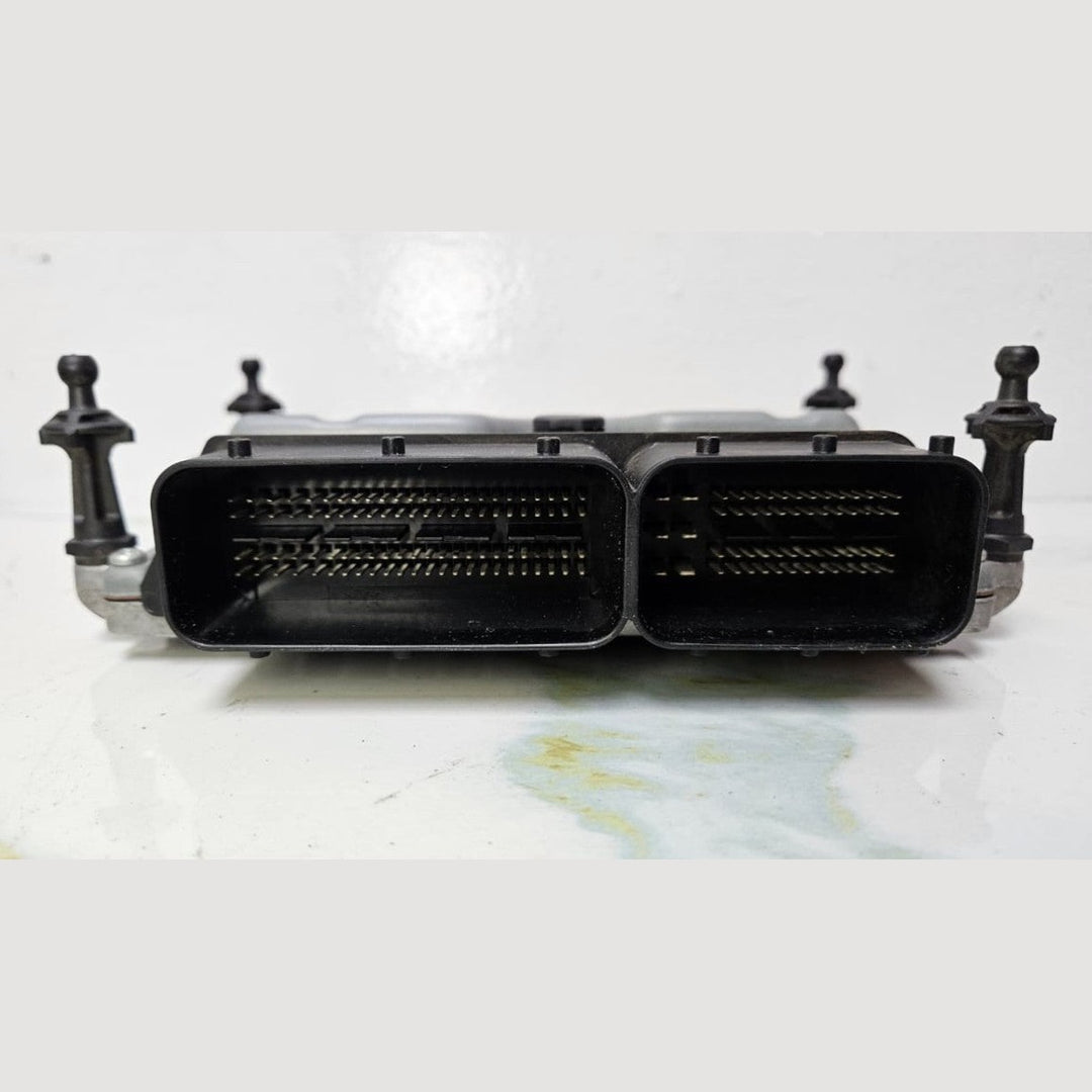 08-12 Mercedes W204 C-Class ECM ECU Engine Control Module Unit A272 1539991 OEM