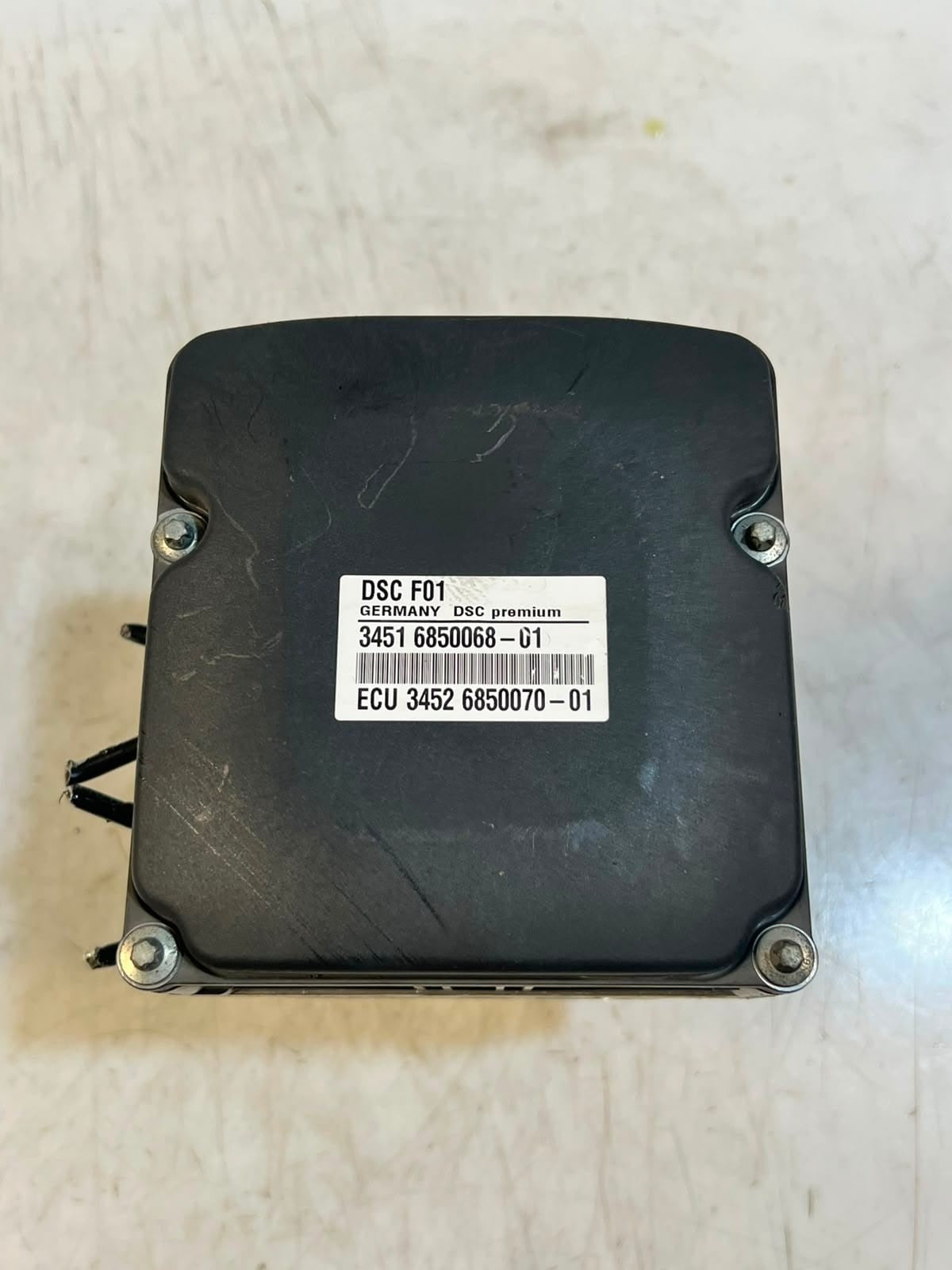 2010-2016 BMW 7' F01 F02 F03 F04 740i ABS/DSC Hydraulic Pump Module 6850070