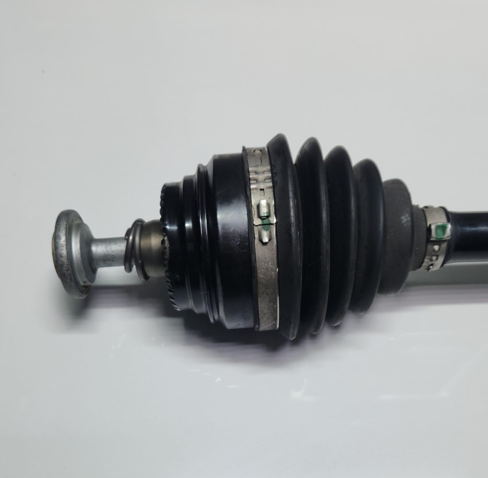2020 BMW 5 Series Front Driveshaft 9884748 5 Series G30 G31 G38