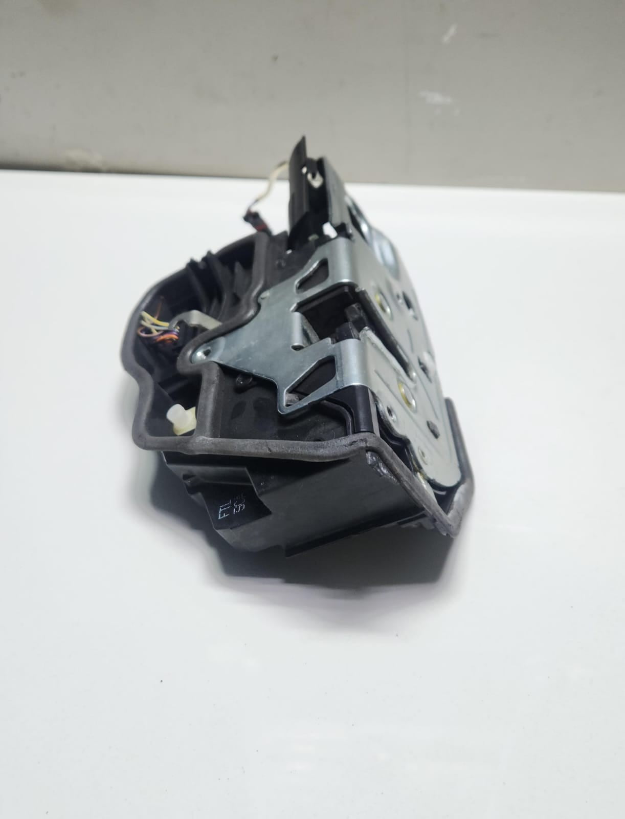 09-16 BMW 535i Front Left Door Lock 71856897 Series F01 F02 F04 and 5 Series OEM