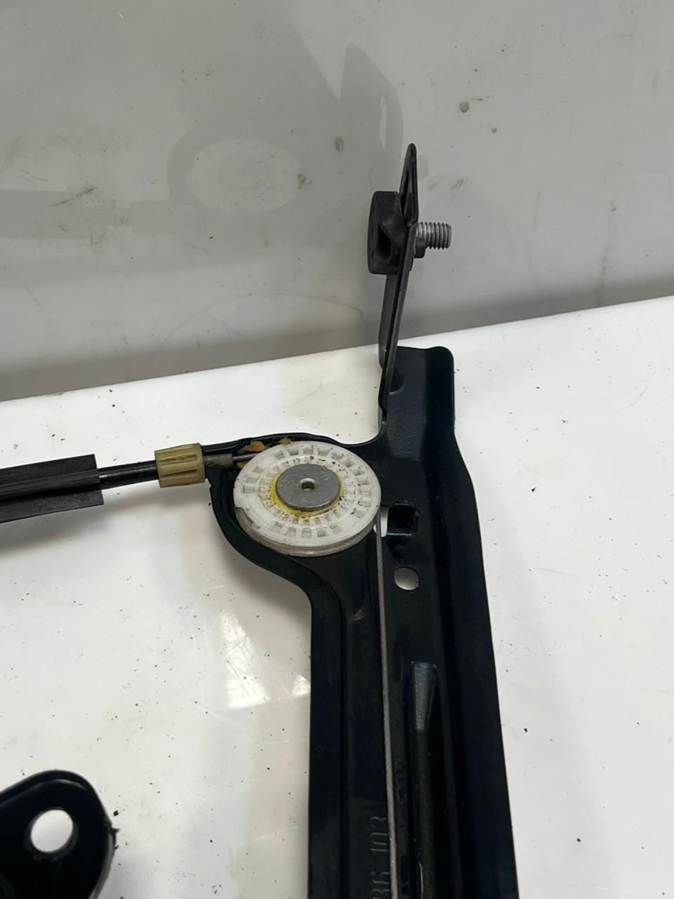 2013-2019 BMW 650i F07 Gran Coupe Rear Left Door Window Regulator Motor 7275399