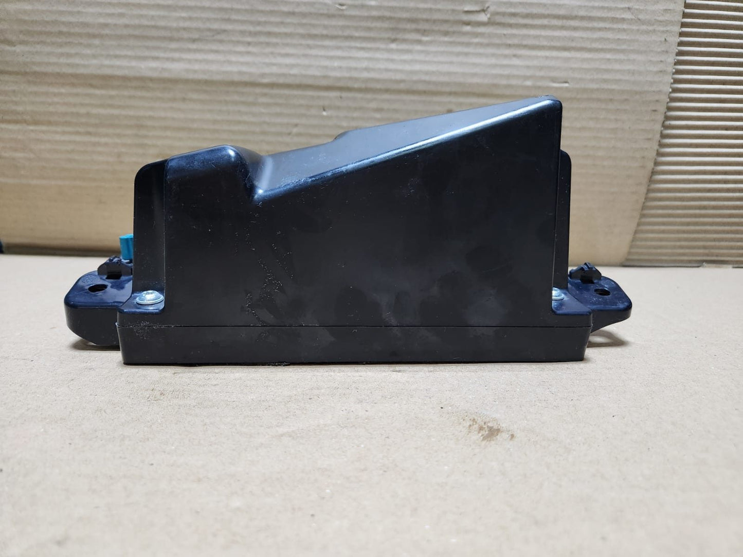 2008-2019 BMW X6 D Pillar Speaker 9211048 X6 E71 E72 rear left
