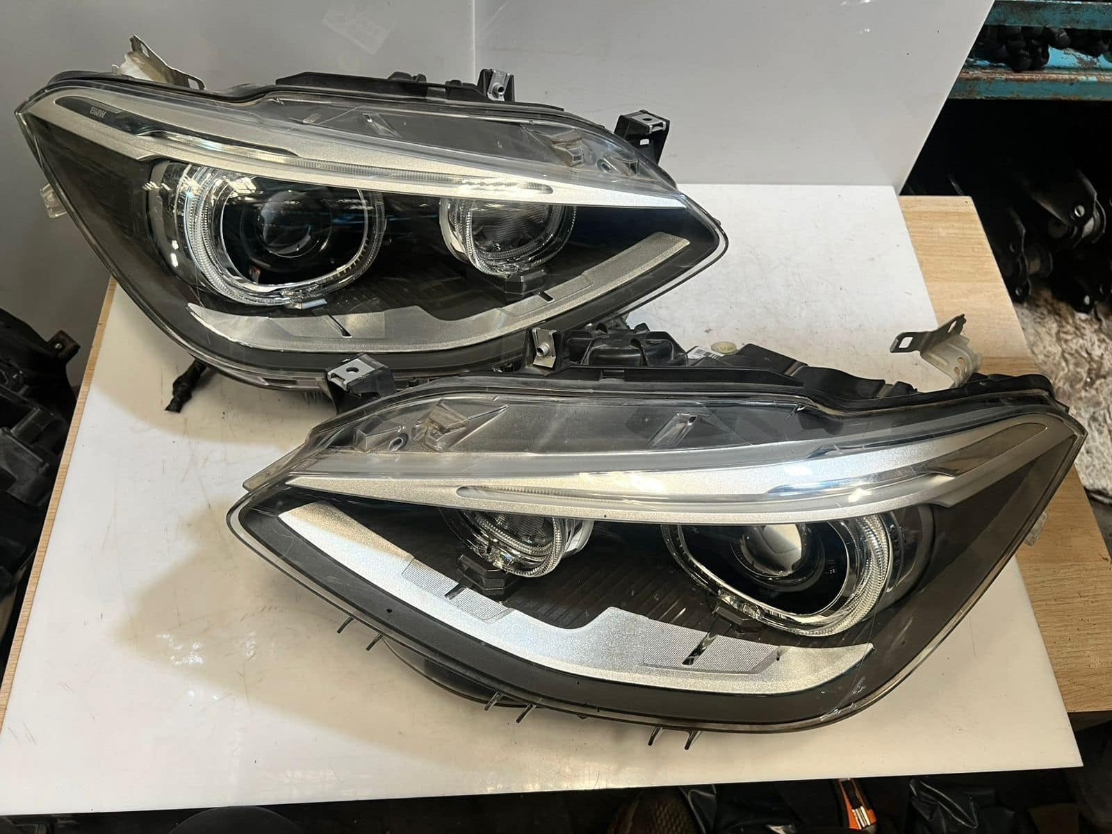 2011-2012 BMW 1' F20 F21 120i LEFT RIGHT Bi-Xenon Headlight 7229687 7229688 ECE