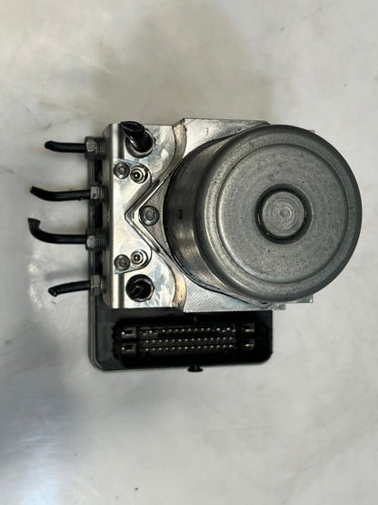 BMW G11 G12 740e ABS Anti-Lock Brake Pump Assembly 6886392 OEM
