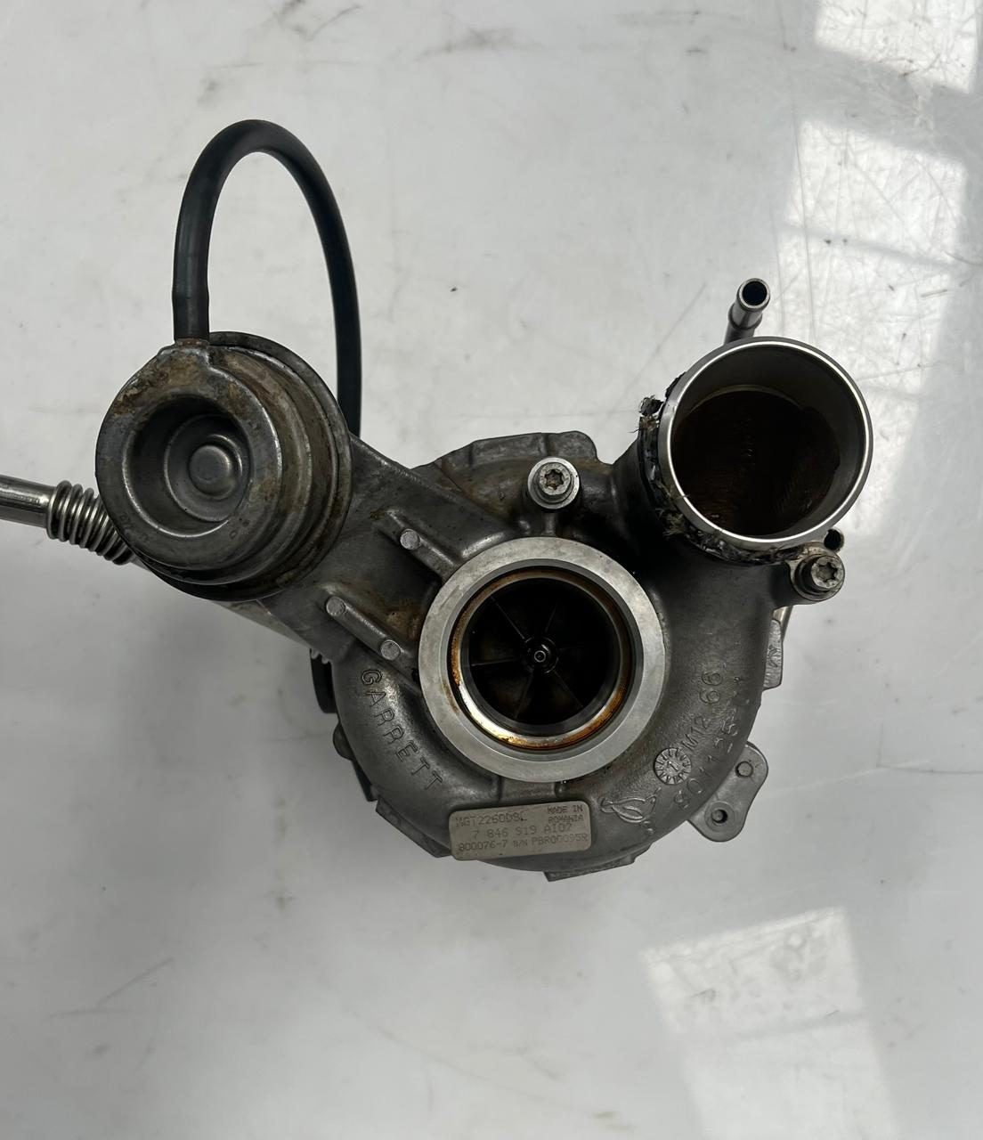 OEM BMW left turbocharger, part number 7846919 2012-2015 M5 F10 and M6 F12 F13 