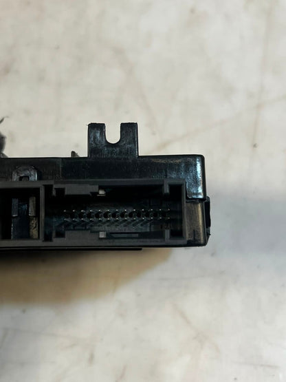 2013-2016 BMW 3 Series F30, F31 F35 320i AC Heater Climate Control Unit 9311850